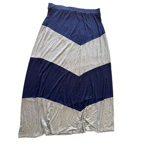 New York & Company Navy & Gray Chevron Maxi Skirt Medium Lightweight Stretch Fab